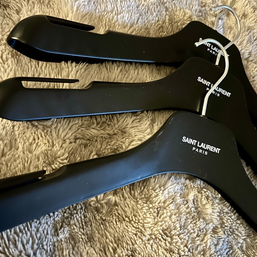 Saint Laurent Hanger 6 Pack